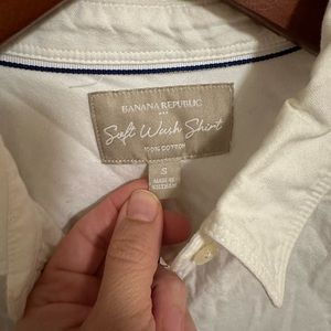 Banana Republic White Button Down